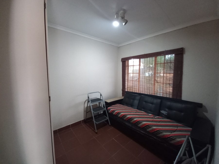 2 Bedroom Property for Sale in Safari Gardens North West